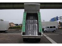 いすゞエルフダンプ小型（2t・3t）[写真12]