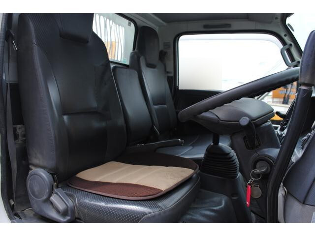 いすゞエルフダンプ小型（2t・3t）[写真24]