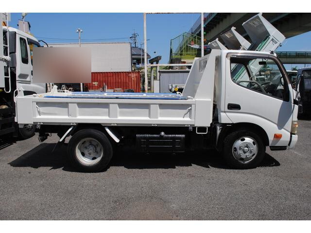 日野デュトロダンプ小型（2t・3t）[写真06]