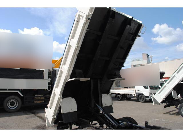 日野デュトロダンプ小型（2t・3t）[写真10]