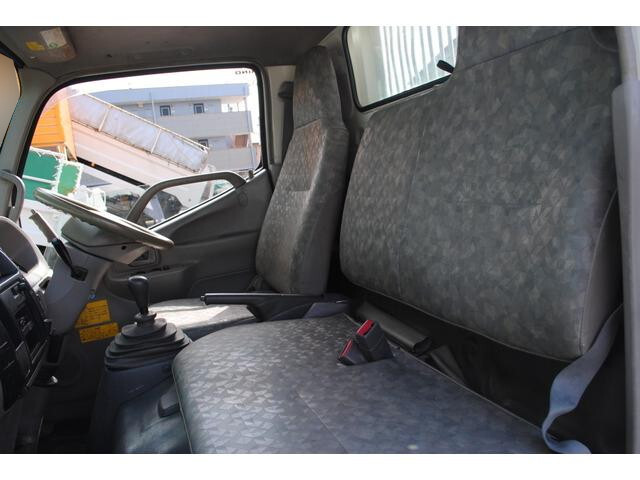 日野デュトロダンプ小型（2t・3t）[写真29]