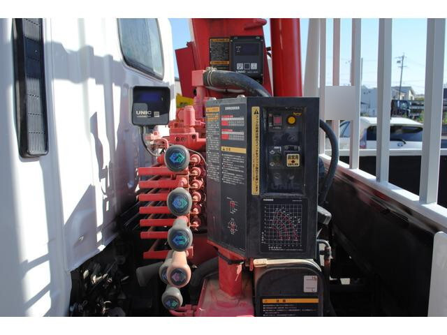 いすゞエルフクレーン3段小型（2t・3t）[写真16]