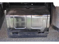 いすゞエルフクレーン3段小型（2t・3t）[写真22]