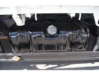 いすゞエルフクレーン3段小型（2t・3t）[写真24]