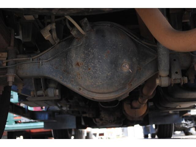 いすゞエルフクレーン3段小型（2t・3t）[写真25]