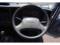 いすゞエルフクレーン3段小型（2t・3t）[写真36]