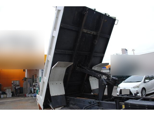 日野レンジャーダンプ中型（4t）[写真10]