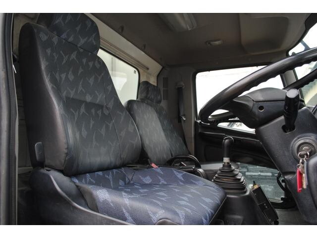 日野レンジャーダンプ中型（4t）[写真27]