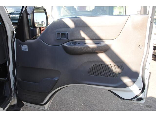 マツダボンゴ移動販売車小型（2t・3t）[写真20]