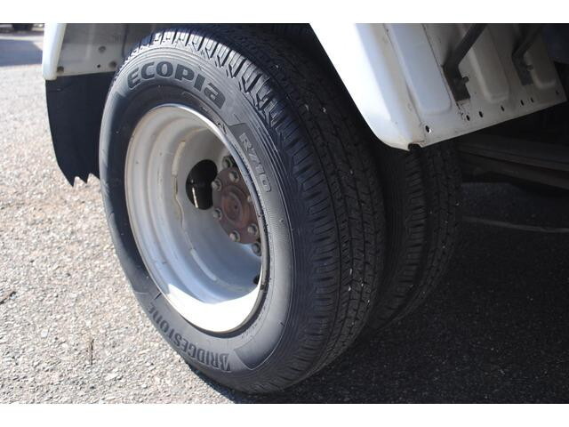 日産アトラス平ボディ小型（2t・3t）[写真22]