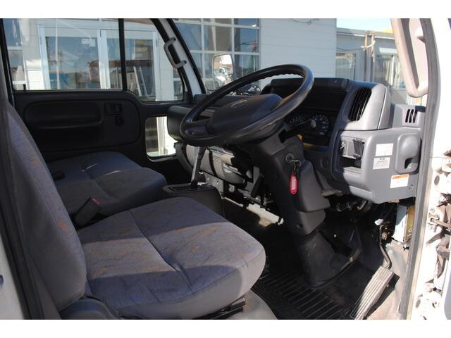 日産アトラス平ボディ小型（2t・3t）[写真26]