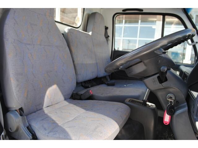 日産アトラス平ボディ小型（2t・3t）[写真27]