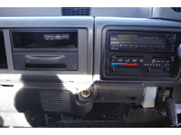 日産アトラス平ボディ小型（2t・3t）[写真33]