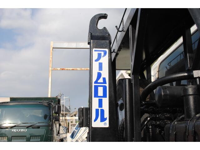 日野レンジャーコンテナ専用車増トン（6t・8t）[写真11]