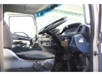 日野レンジャーコンテナ専用車増トン（6t・8t）[写真23]