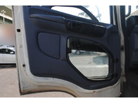 日野レンジャーコンテナ専用車増トン（6t・8t）[写真25]