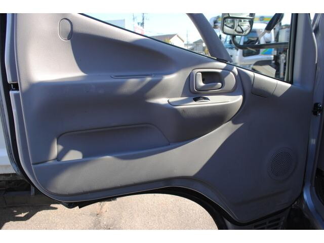 トヨタトヨエースキャリアカー小型（2t・3t）[写真26]