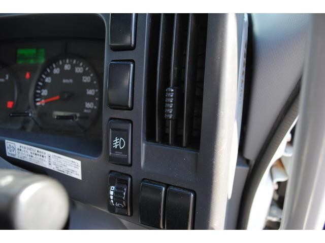 いすゞフォワードダンプ中型（4t）[写真32]