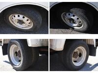 日産バネット平ボディ小型（2t・3t）[写真22]