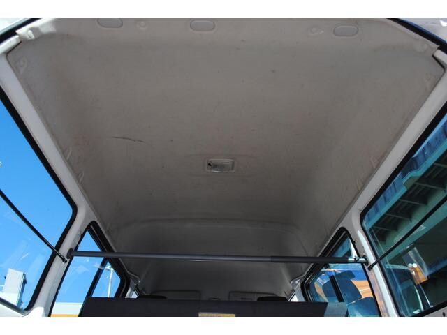 マツダボンゴバン小型（2t・3t）[写真15]