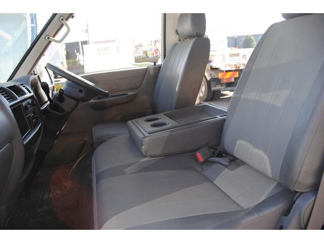 マツダボンゴバン小型（2t・3t）[写真25]