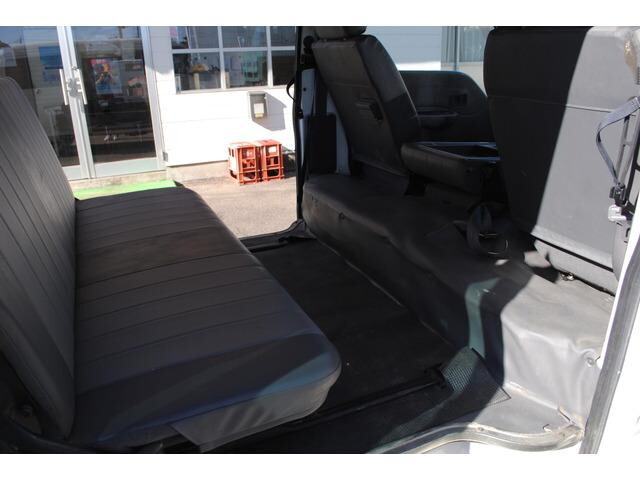 マツダボンゴバン小型（2t・3t）[写真26]