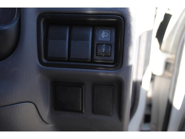 マツダボンゴバン小型（2t・3t）[写真30]