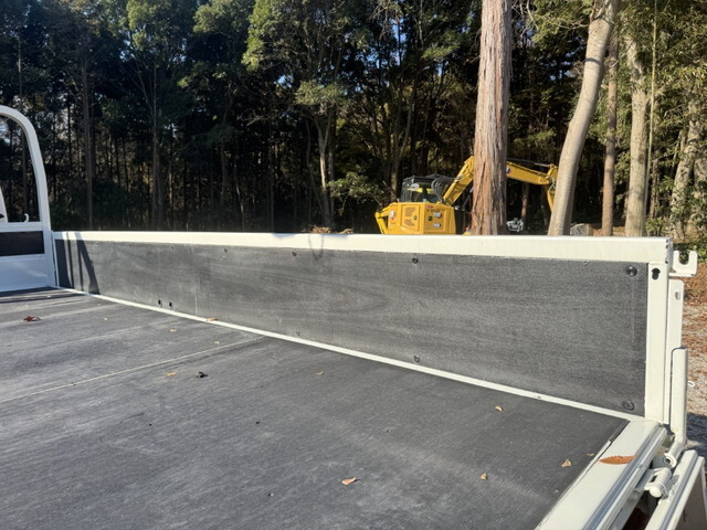 トヨタダイナクレーン3段小型（2t・3t）[写真12]