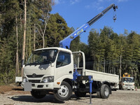 トヨタダイナクレーン3段小型（2t・3t）[写真01]