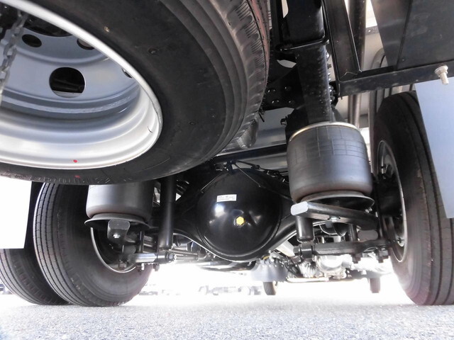 三菱ふそうファイターアルミウイング中型（4t）[写真10]