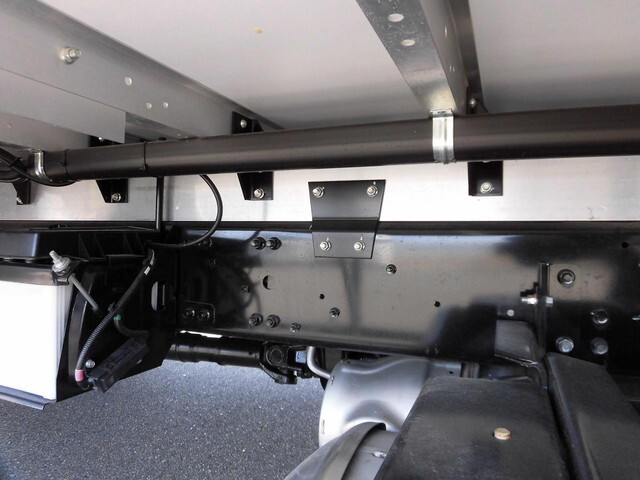 三菱ふそうファイターアルミウイング中型（4t）[写真15]