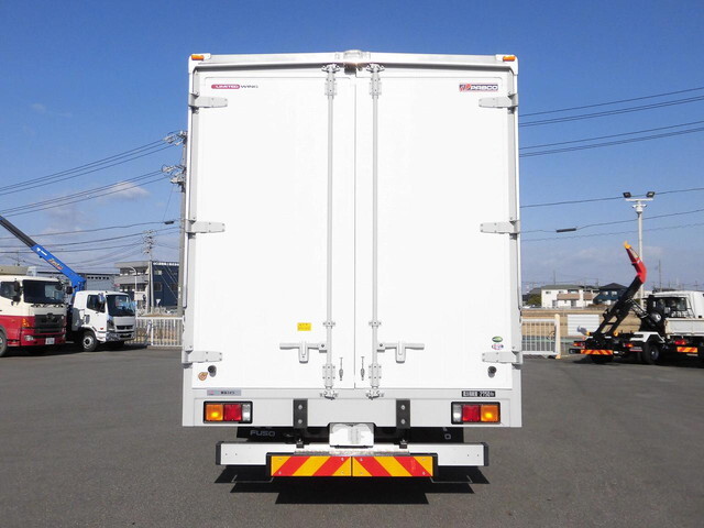 三菱ふそうファイターアルミウイング中型（4t）[写真07]