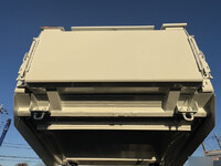 三菱ふそうキャンターパッカー車（塵芥車）小型（2t・3t）[写真14]