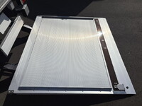 三菱ふそうキャンターアルミバン小型（2t・3t）[写真12]