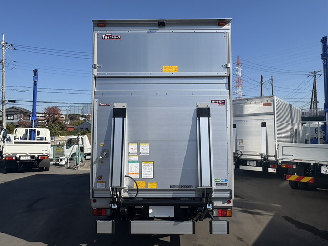 三菱ふそうキャンターアルミバン小型（2t・3t）[写真08]