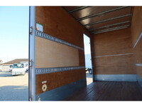 いすゞエルフアルミバン小型（2t・3t）[写真12]