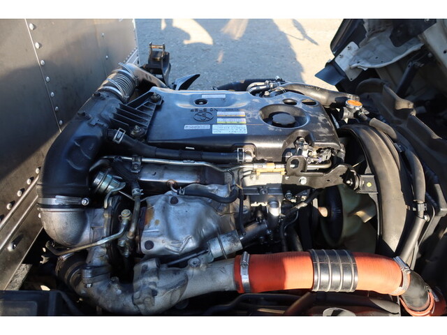 いすゞエルフアルミバン小型（2t・3t）[写真22]