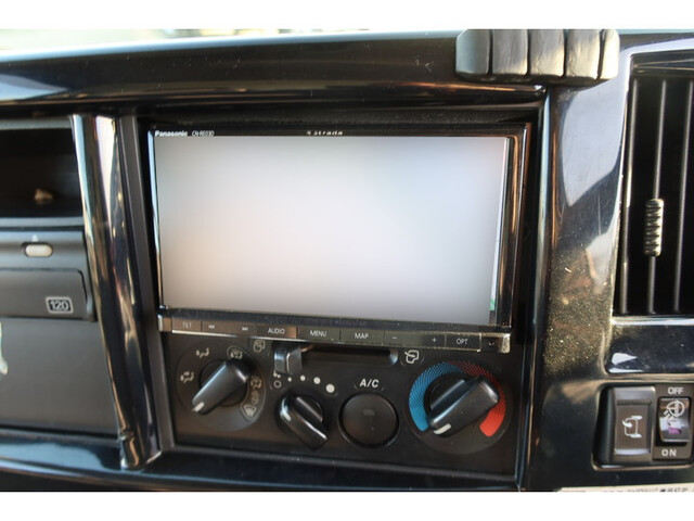 いすゞエルフアルミバン小型（2t・3t）[写真36]