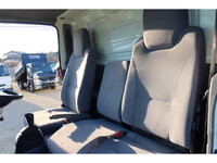 いすゞエルフアルミバン小型（2t・3t）[写真39]