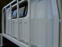 三菱ふそうキャンター平ボディ小型（2t・3t）[写真18]