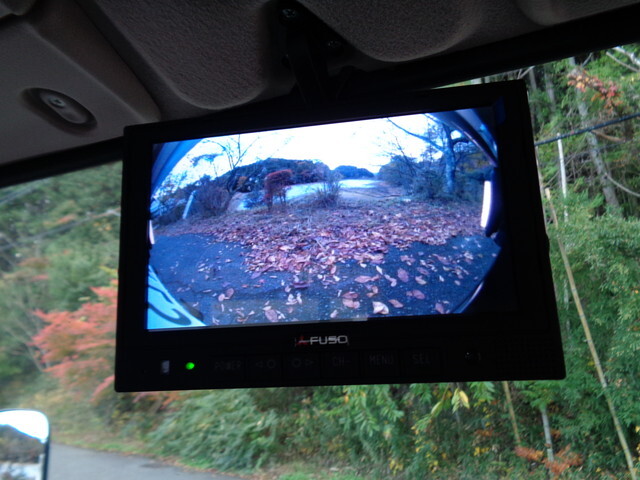 三菱ふそうキャンター平ボディ小型（2t・3t）[写真34]