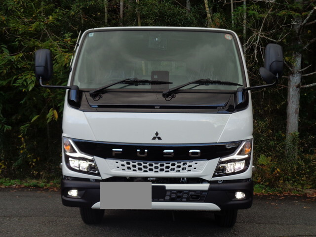 三菱ふそうキャンター平ボディ小型（2t・3t）[写真04]
