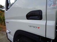 三菱ふそうキャンター平ボディ小型（2t・3t）[写真14]