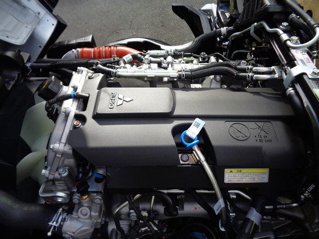 三菱ふそうキャンター平ボディ小型（2t・3t）[写真21]