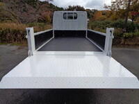 三菱ふそうキャンター平ボディ小型（2t・3t）[写真10]