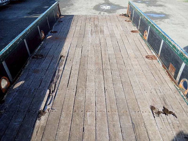 いすゞフォワードクレーン4段増トン（6t・8t）[写真10]