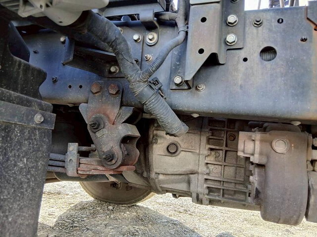 いすゞフォワードクレーン4段増トン（6t・8t）[写真20]