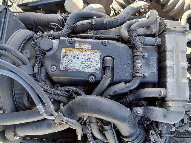 いすゞフォワードクレーン4段増トン（6t・8t）[写真26]