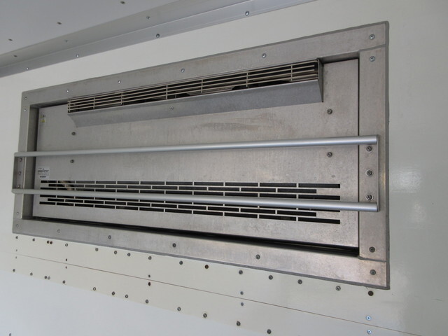 日野デュトロ冷凍車（冷蔵車）小型（2t・3t）[写真15]