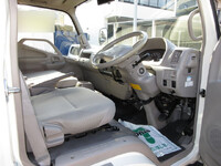 日野デュトロ冷凍車（冷蔵車）小型（2t・3t）[写真17]